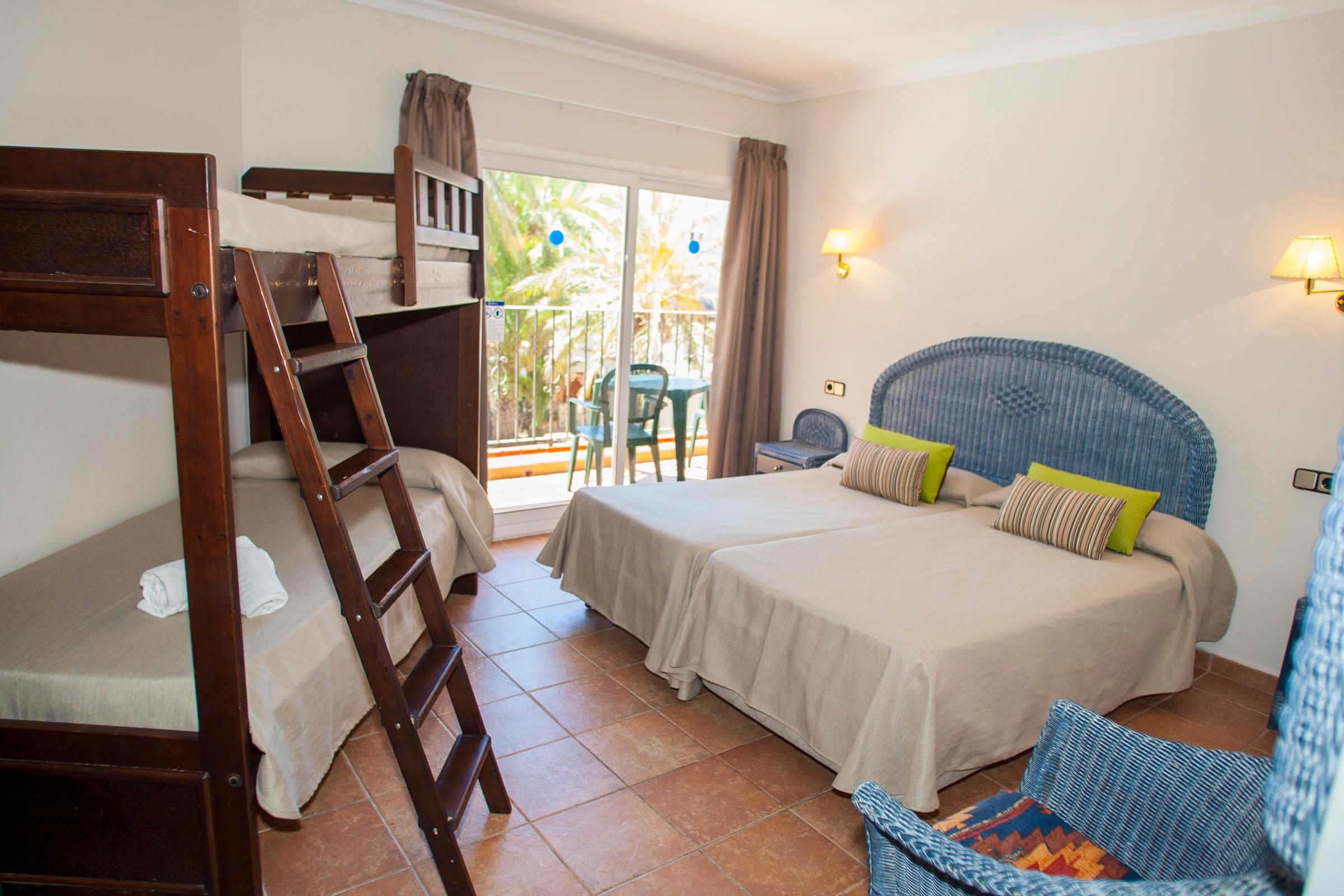 Hotel Comarruga Platja מראה חיצוני תמונה