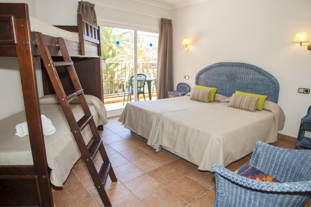 Hotel Comarruga Platja מראה חיצוני תמונה