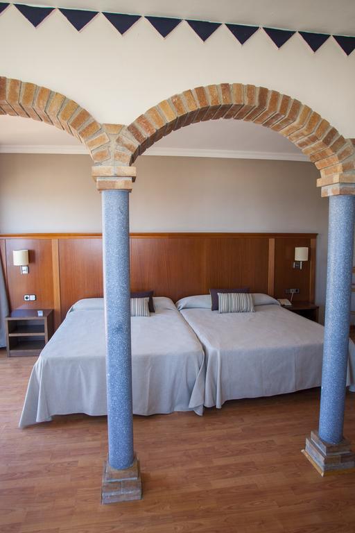 Hotel Comarruga Platja מראה חיצוני תמונה