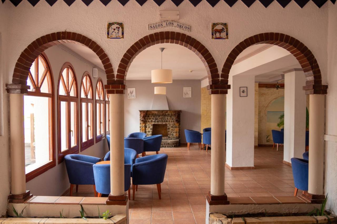 Hotel Comarruga Platja מראה חיצוני תמונה